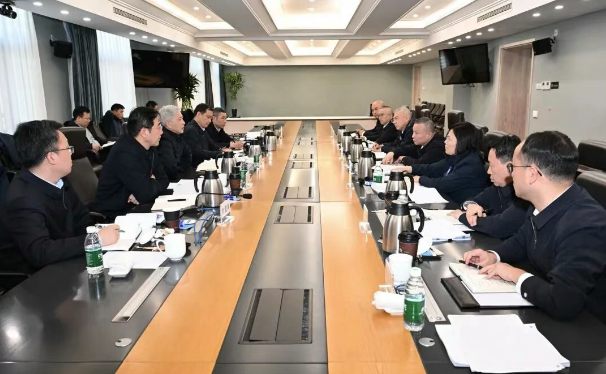 徐鹏调研中船集团部分在京单位 